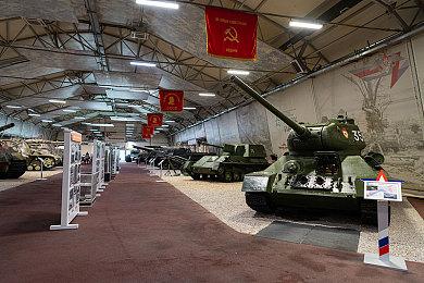 《剑与魔法与学园任务》中文CM公布 游戏9月8日发售